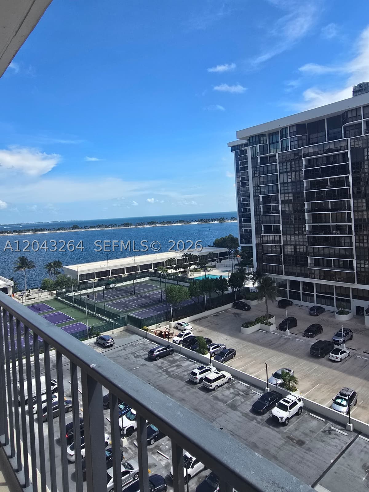 BRICKELL PLACE CONDO - Residential Lease