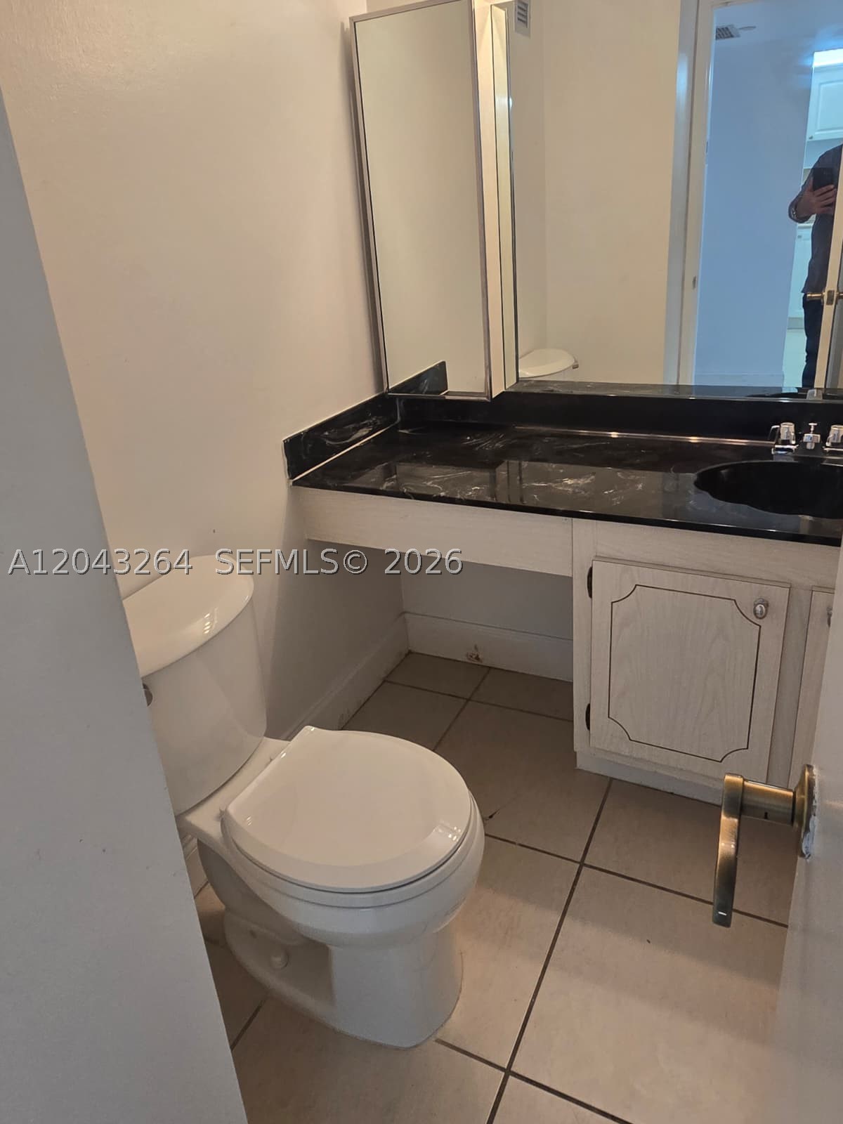 BRICKELL PLACE CONDO - Residential Lease