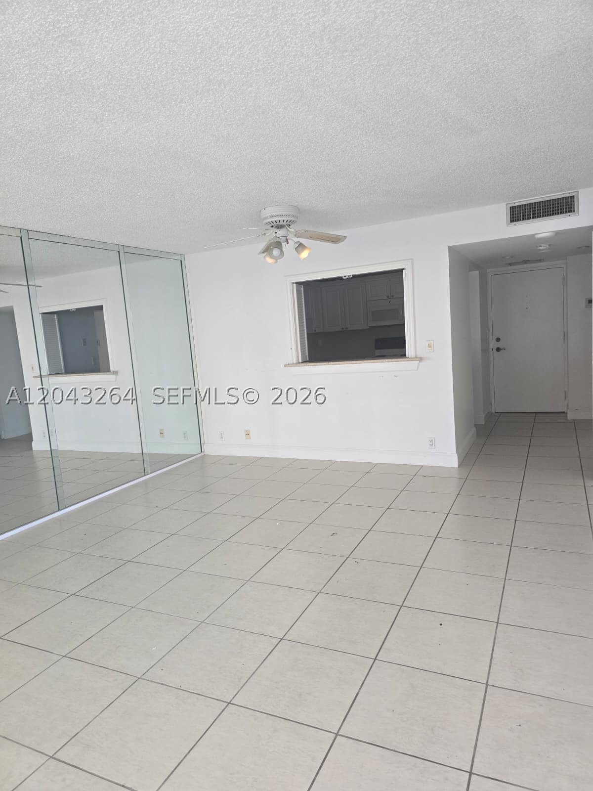 BRICKELL PLACE CONDO - Residential Lease