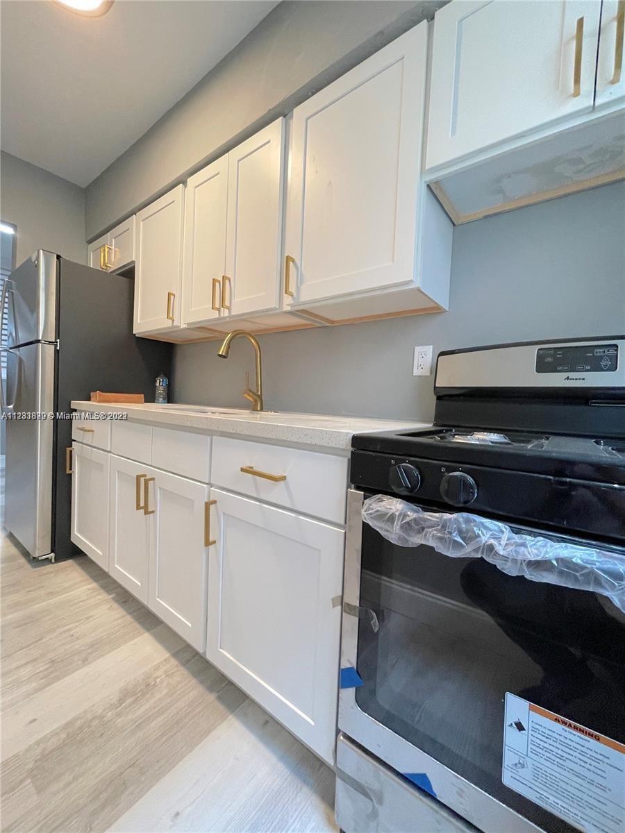 HAYNSWORTH BEACH SUB - Residential Lease