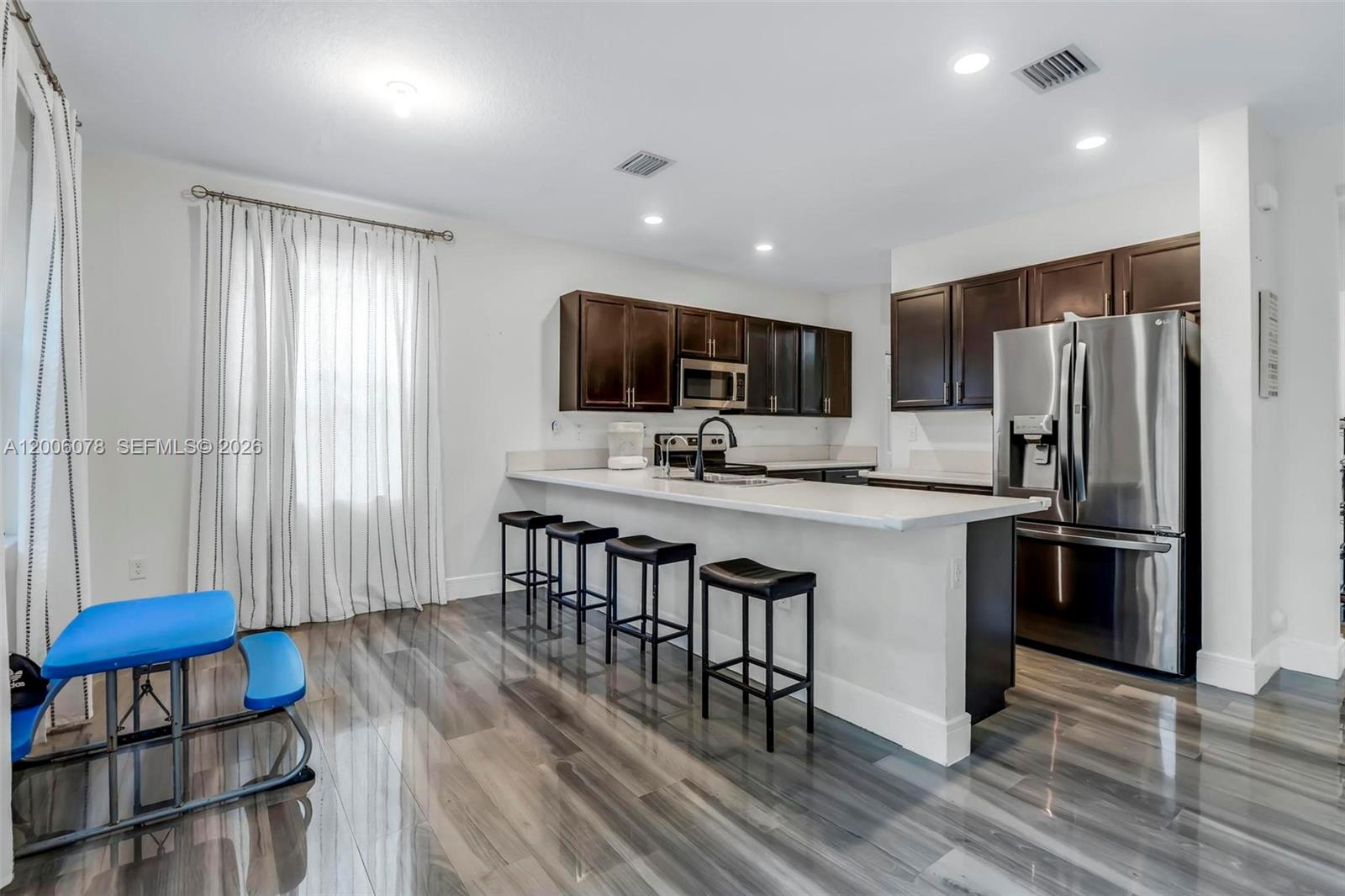 AQUABELLA SECTION TWO - Residential