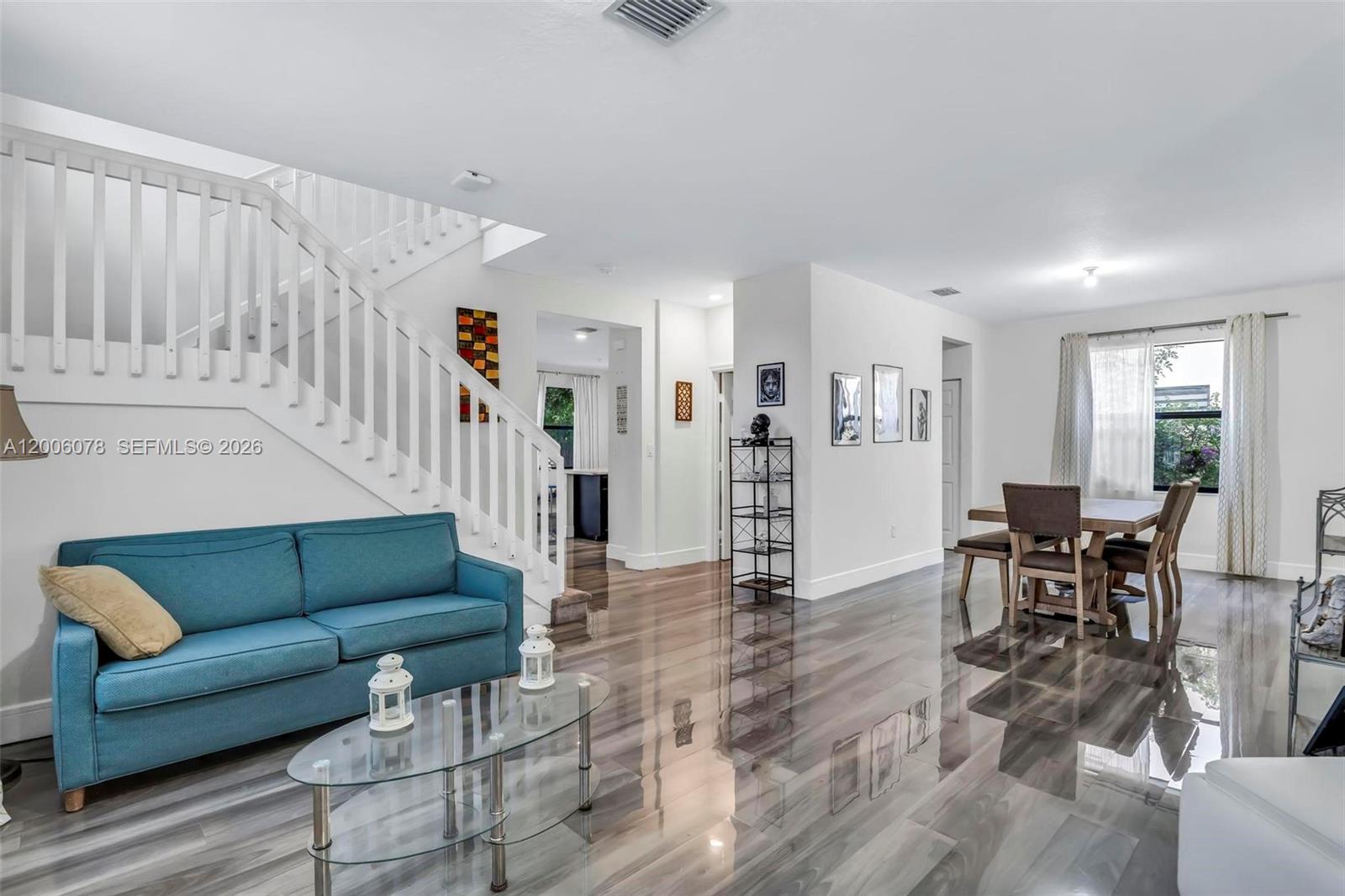 AQUABELLA SECTION TWO - Residential