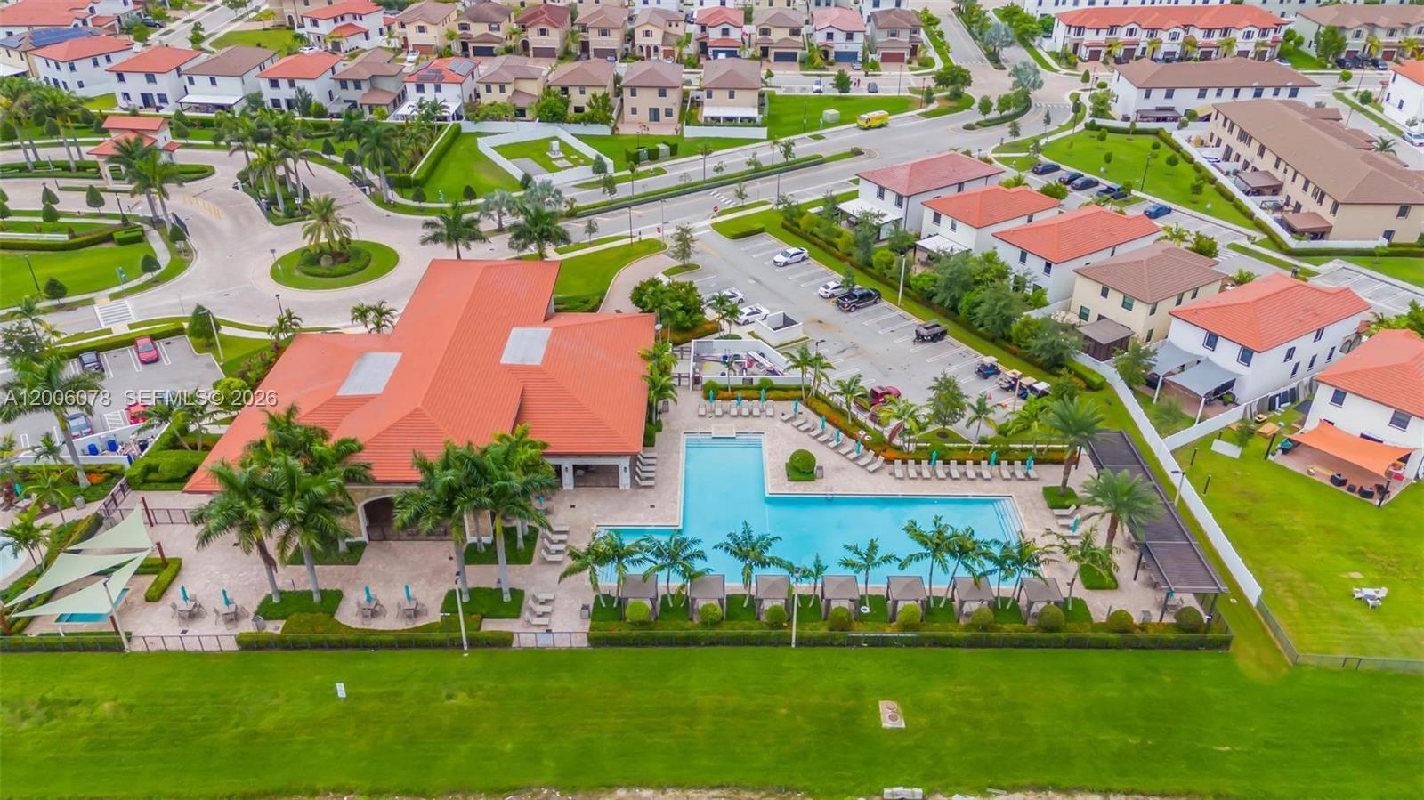 AQUABELLA SECTION TWO - Residential