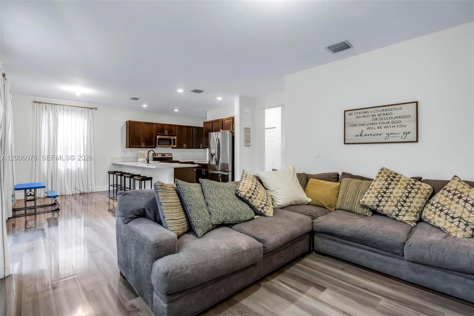 AQUABELLA SECTION TWO - Residential