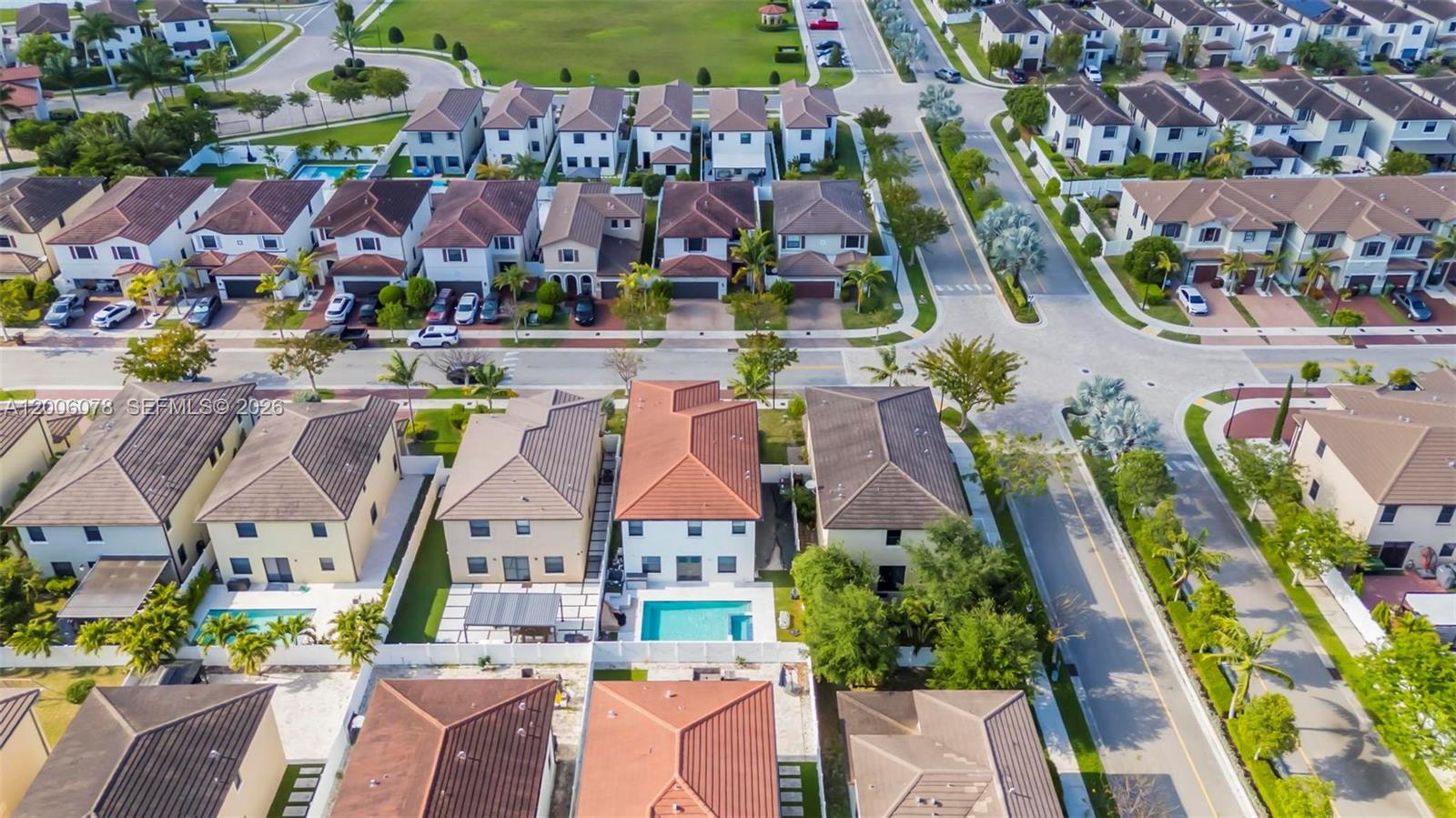 AQUABELLA SECTION TWO - Residential