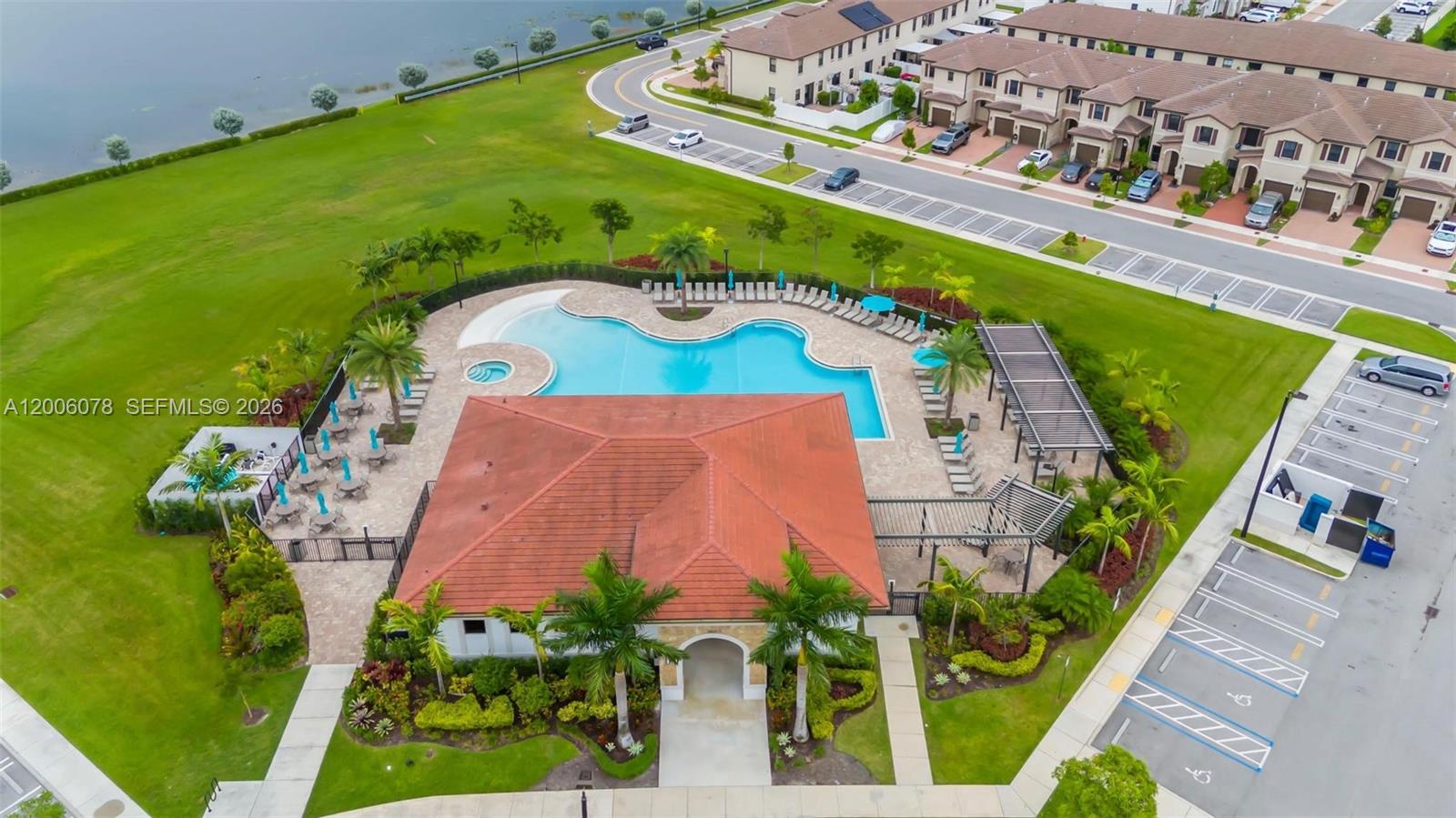AQUABELLA SECTION TWO - Residential