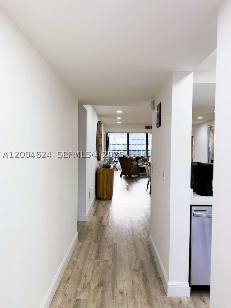 CONDO 18 OF WHITEHALL CON - Residential