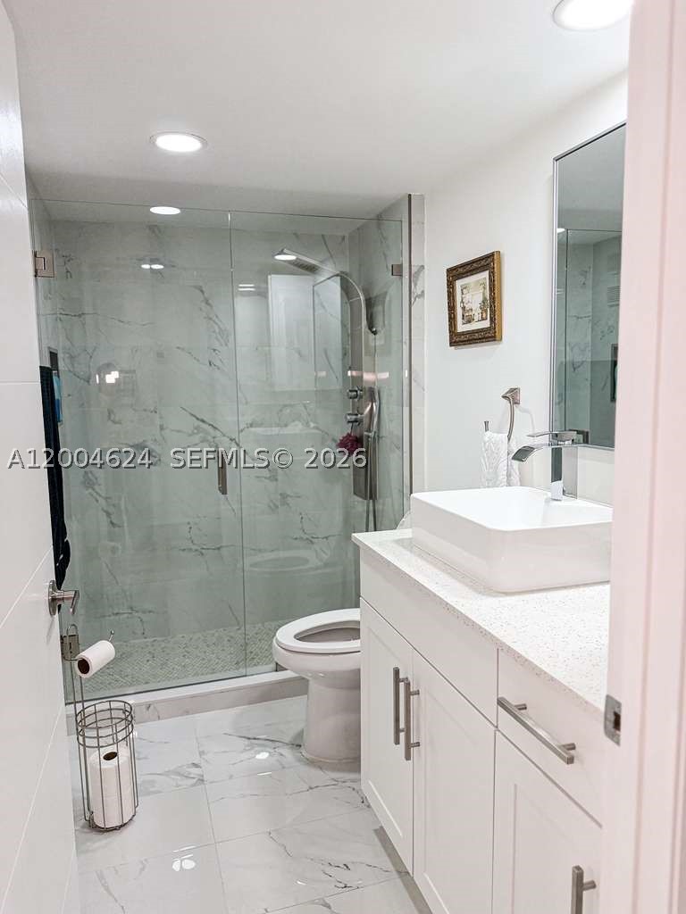 CONDO 18 OF WHITEHALL CON - Residential