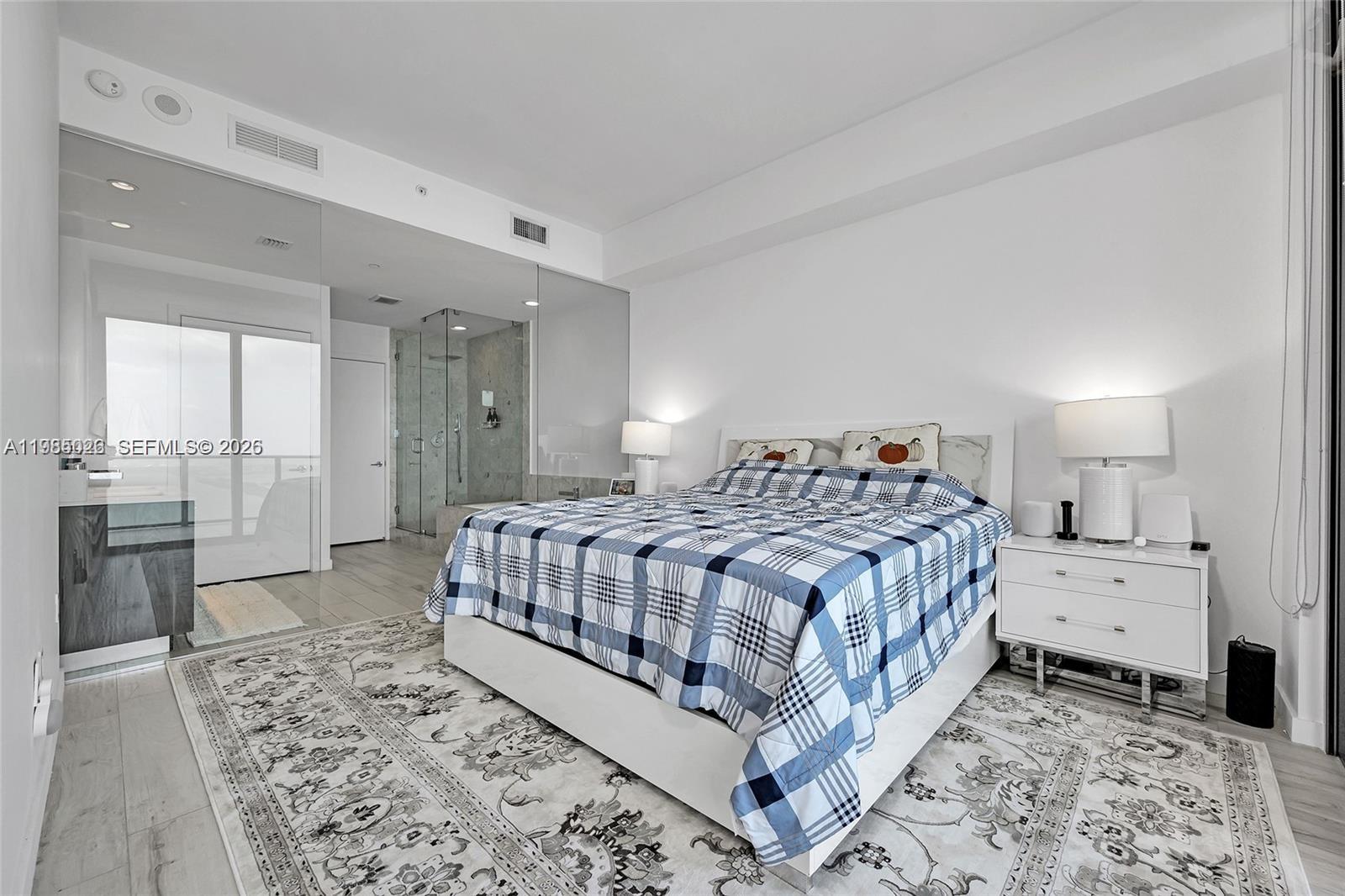 GRAN PARAISO CONDO - Residential Lease