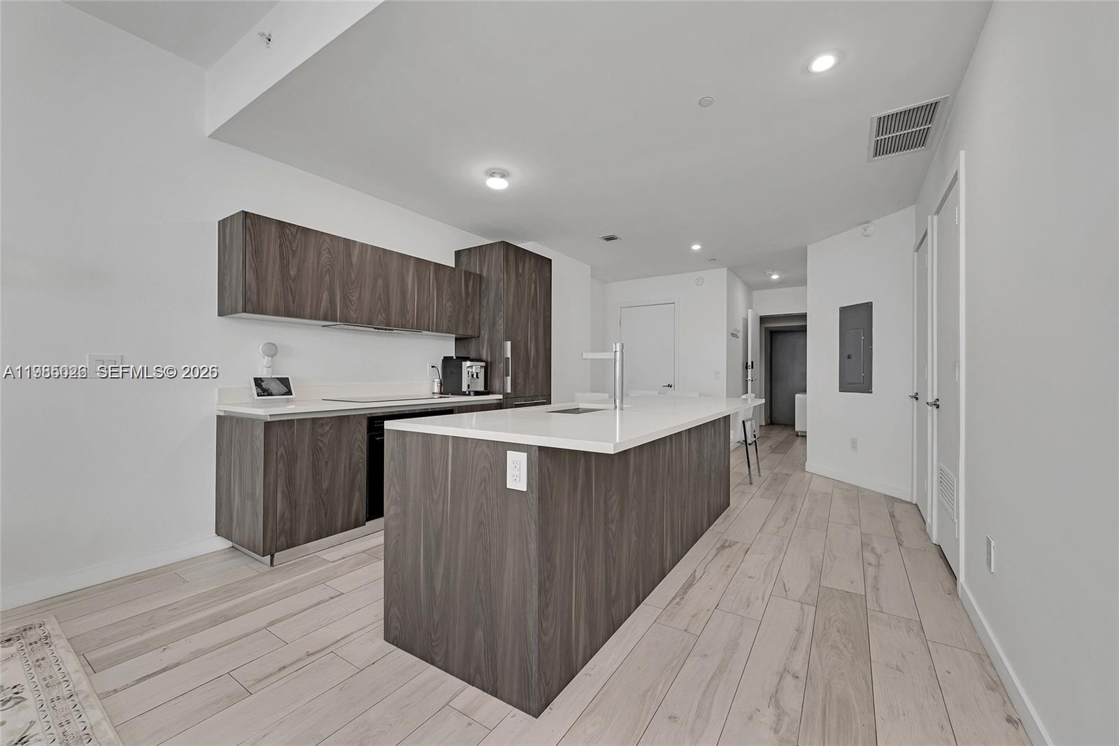 GRAN PARAISO CONDO - Residential Lease