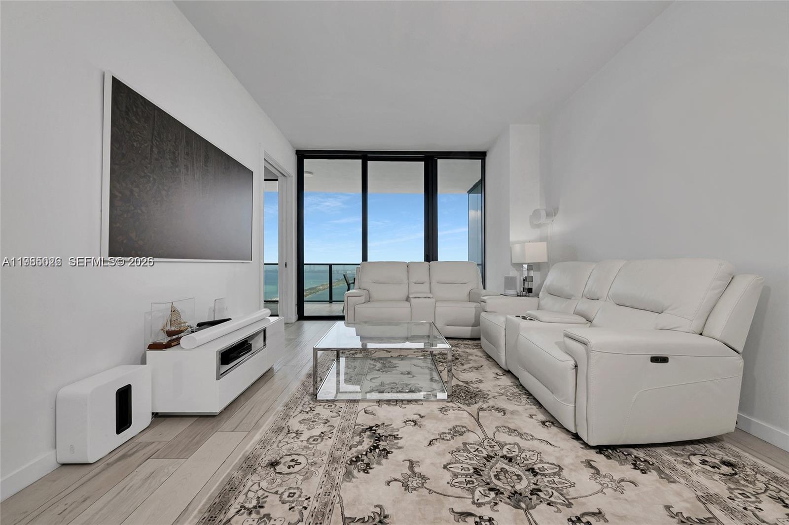 GRAN PARAISO CONDO - Residential Lease