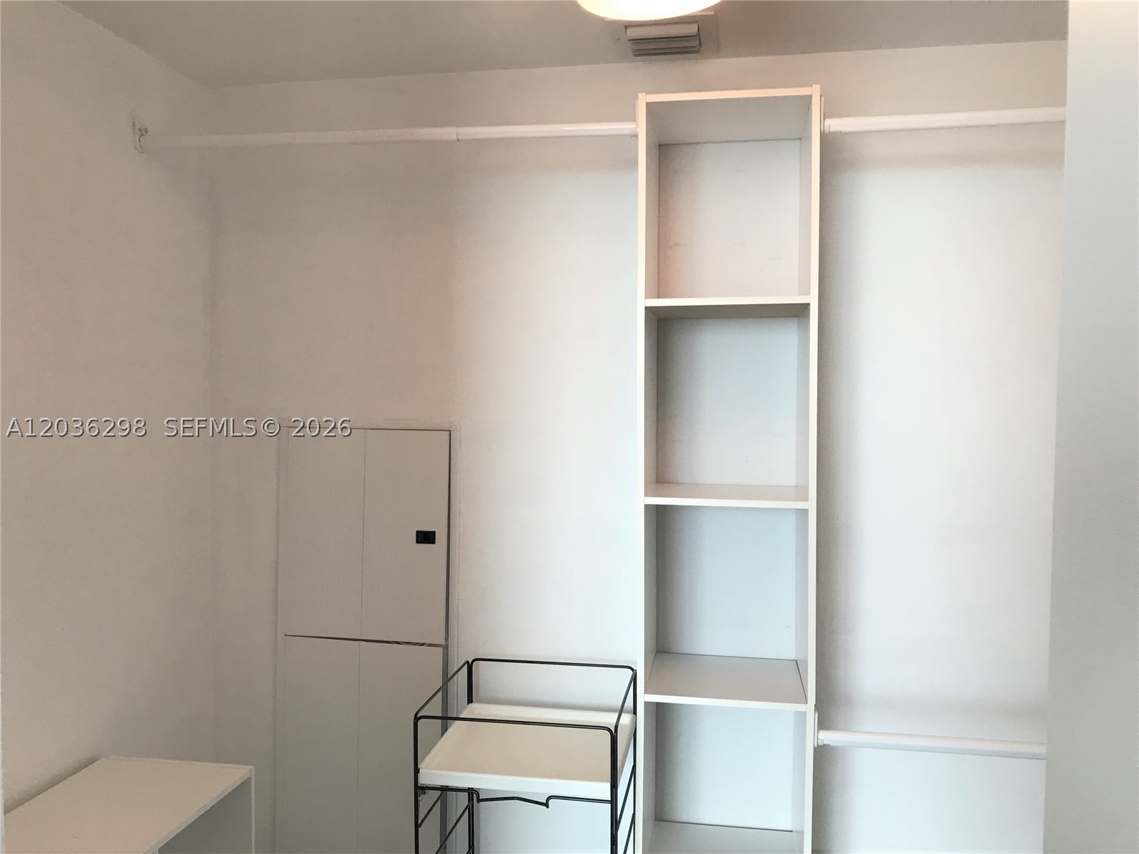 LATITUDE ON THE RIVER CON - Residential Lease