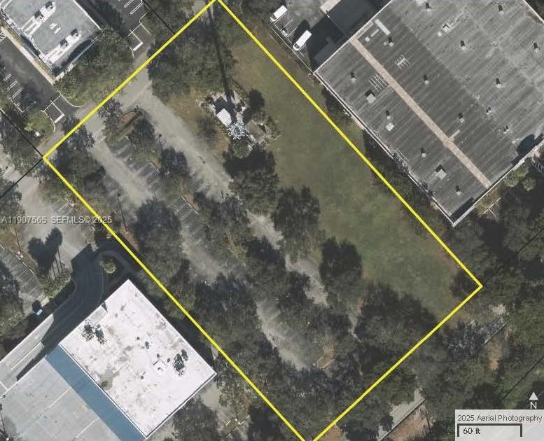 MIAMI LAKES IND PARK SEC - Commercial Sale