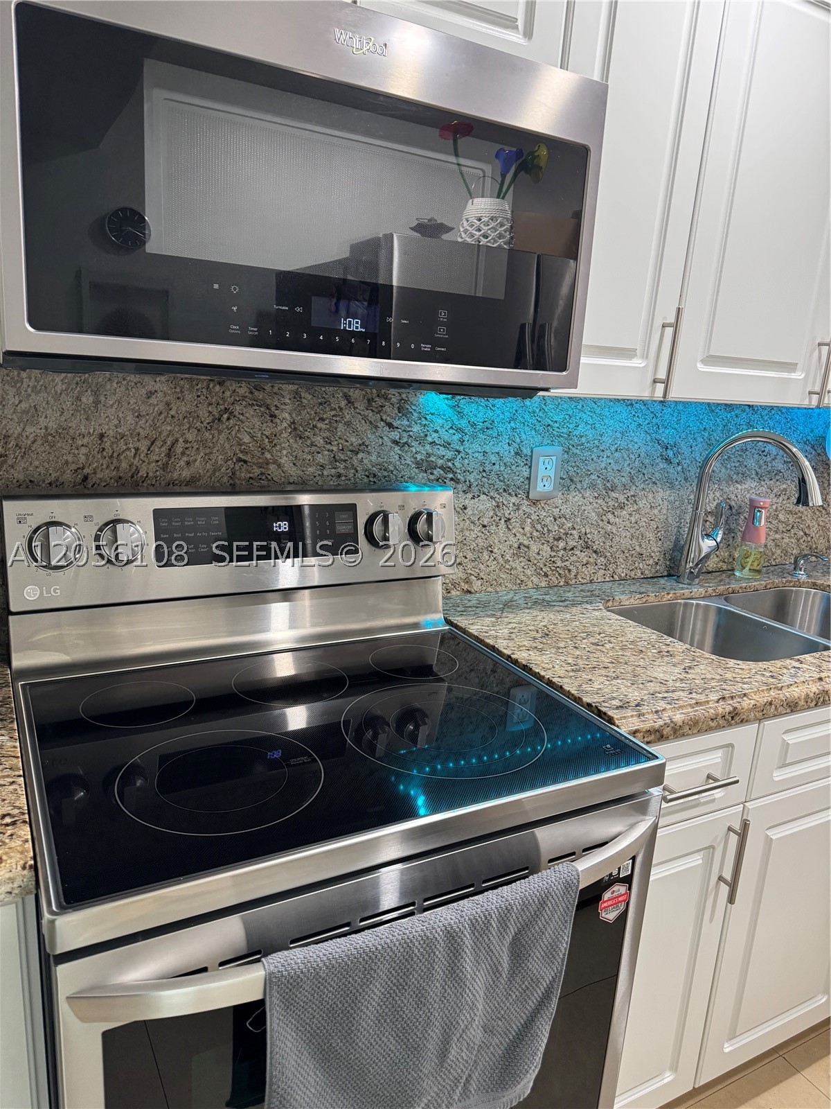 RESIDENCES @ THE FALLS CO - Residential