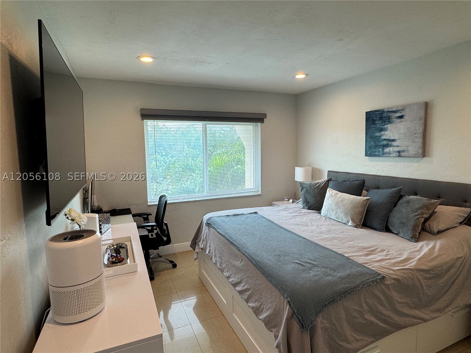 RESIDENCES @ THE FALLS CO - Residential