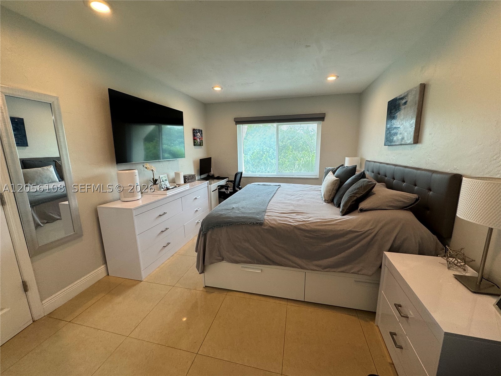RESIDENCES @ THE FALLS CO - Residential