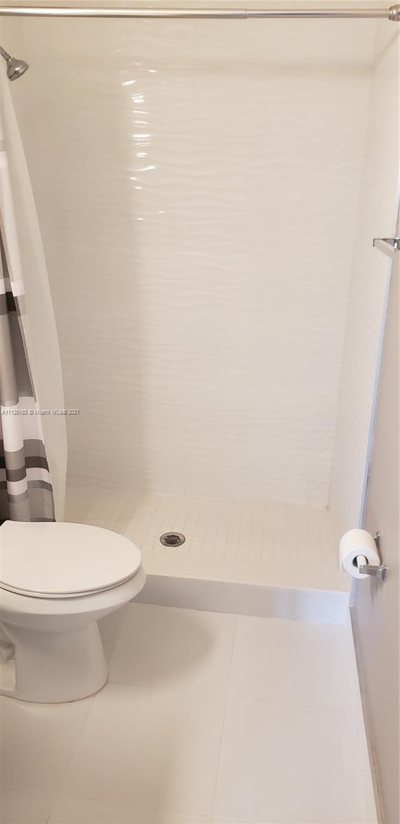 PINE GROVE CONDO - Residential Lease
