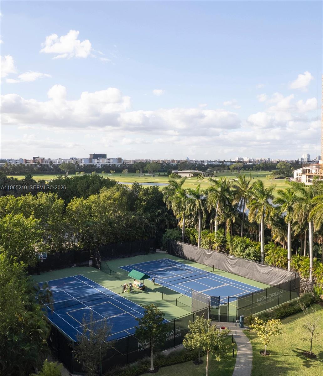 DIPLOMAT GOLF ESTATES - Residential