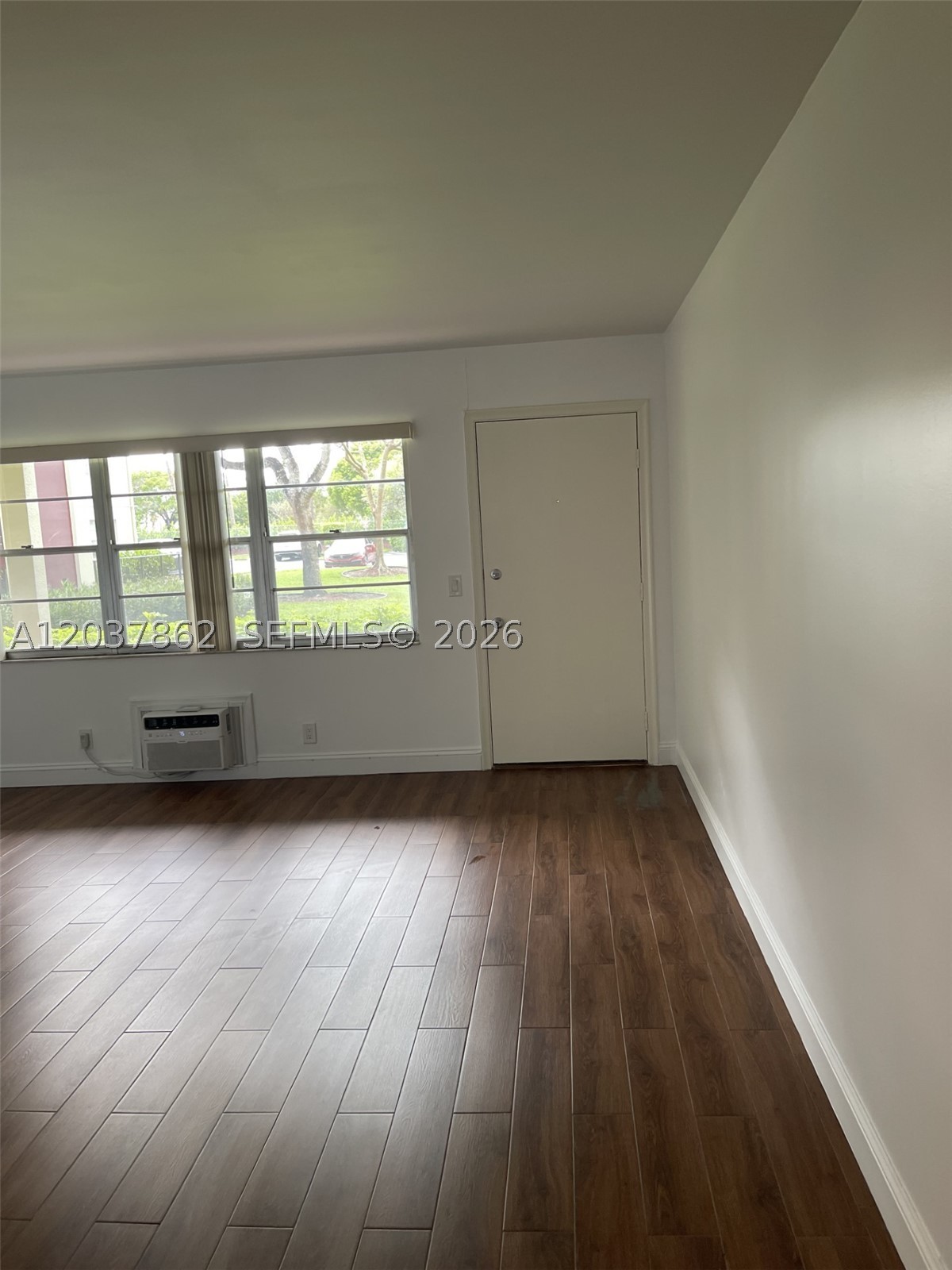 NEW HAMPTON AT CENTURY VI - Residential Lease