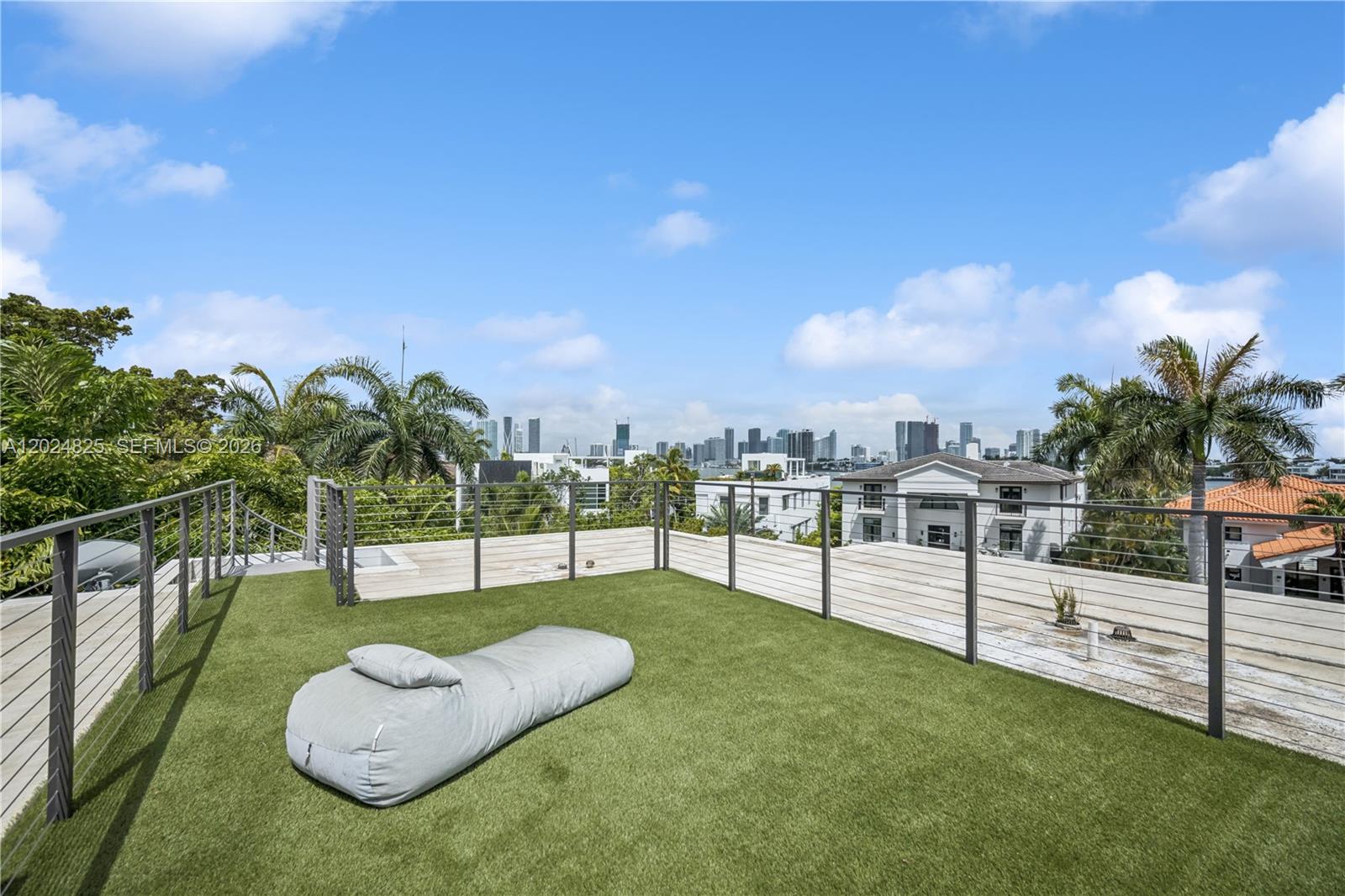 HIBISCUS ISLAND - Residential