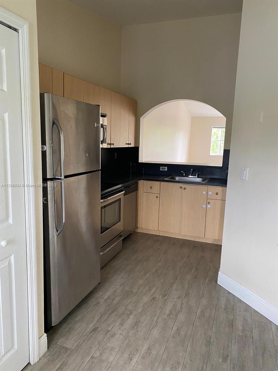 VENETIA GARDENS CONDO - Residential
