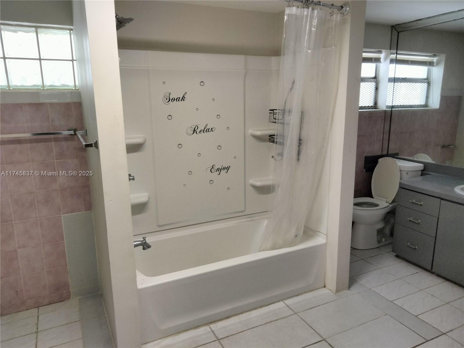 HOLLYWOOD SOUTH SIDE ADD - Residential Lease