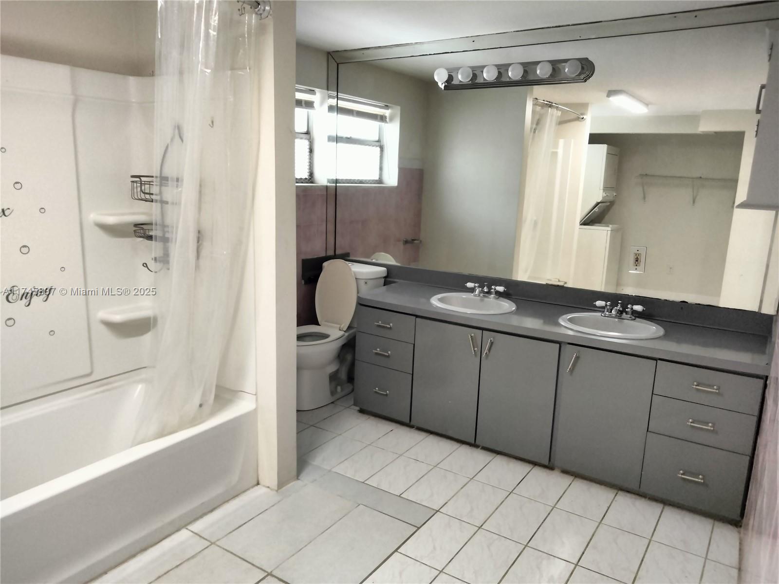 HOLLYWOOD SOUTH SIDE ADD - Residential Lease