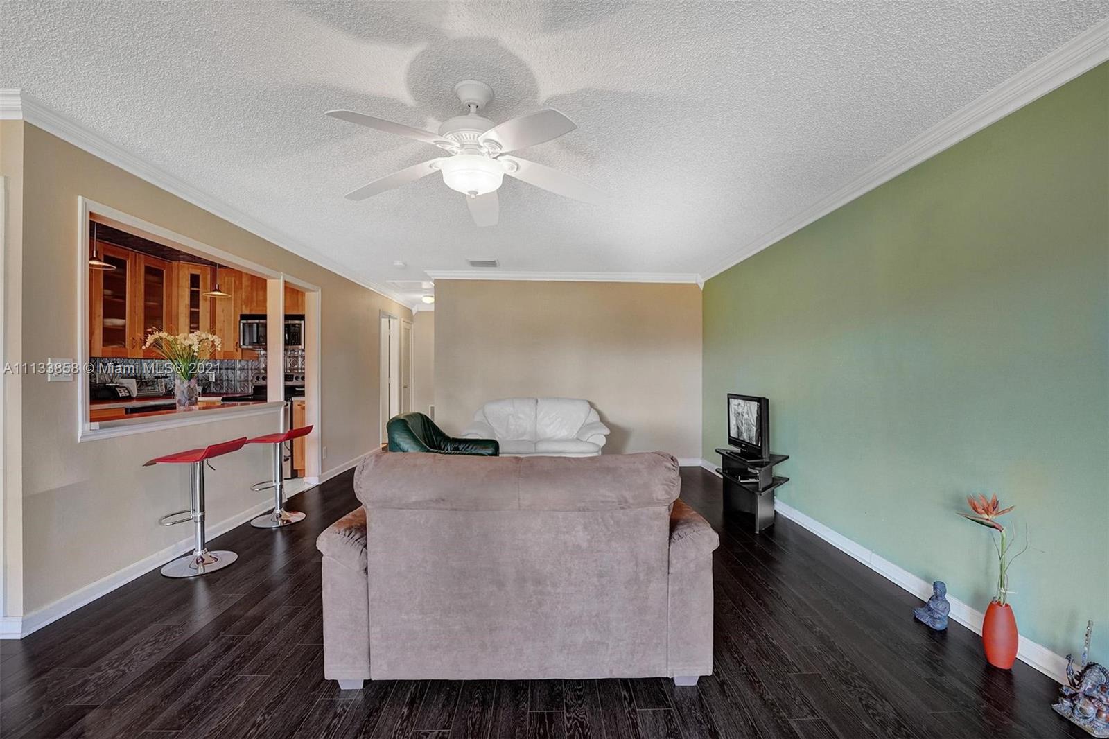 LAUDERDALE WEST 4 CONDO - Residential
