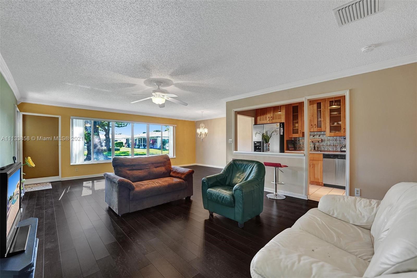 LAUDERDALE WEST 4 CONDO - Residential