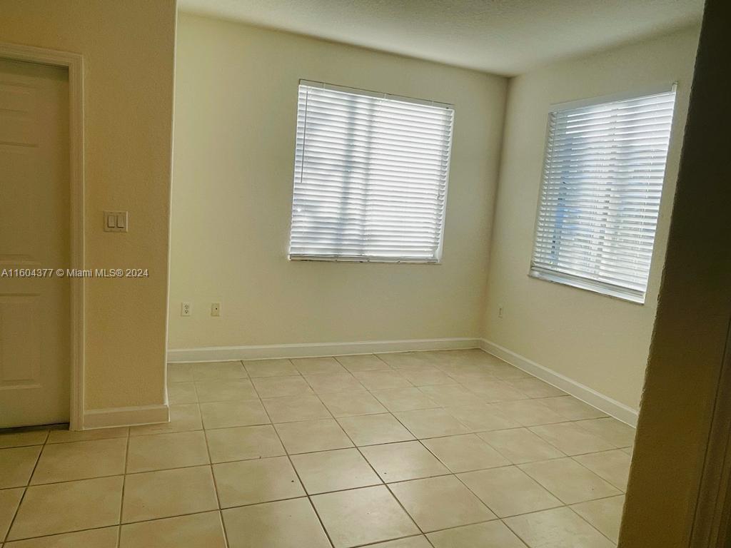 TOWNS AT SEASCAPE - Residential Lease