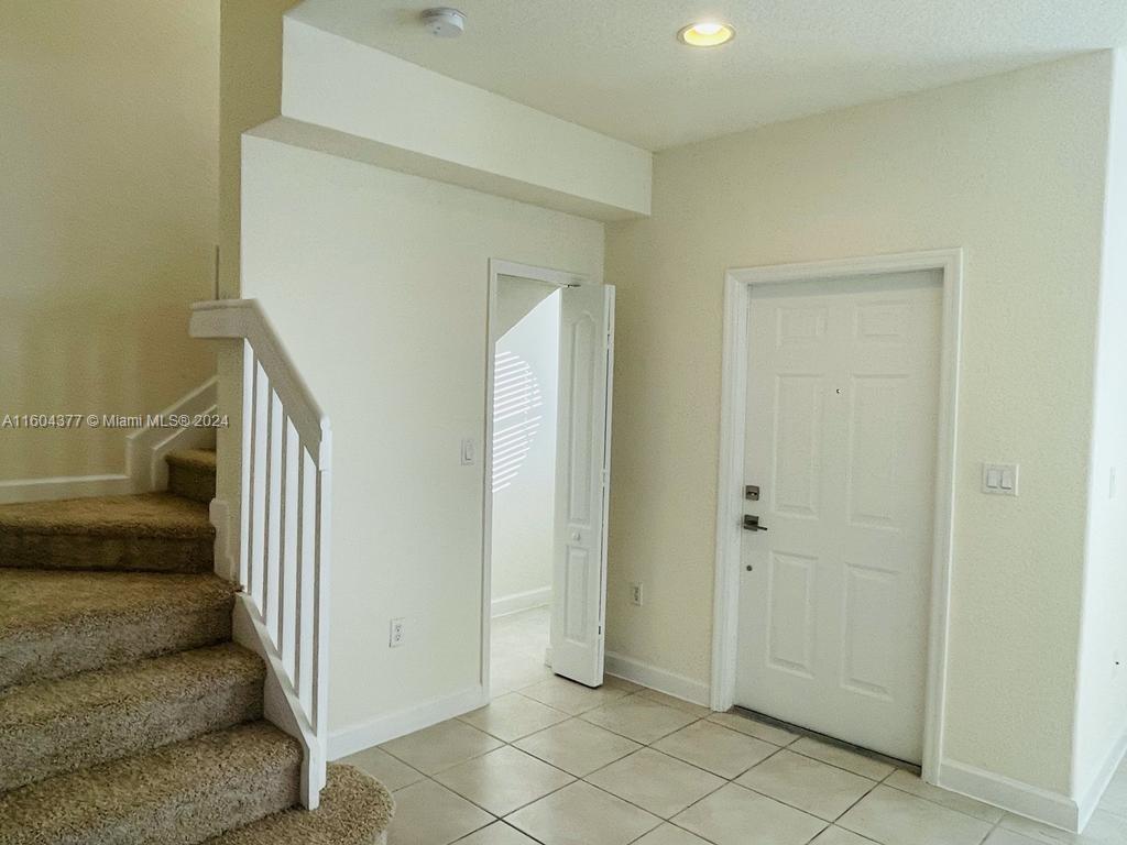 TOWNS AT SEASCAPE - Residential Lease