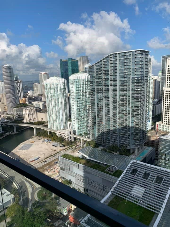 RISE CONDO - Residential