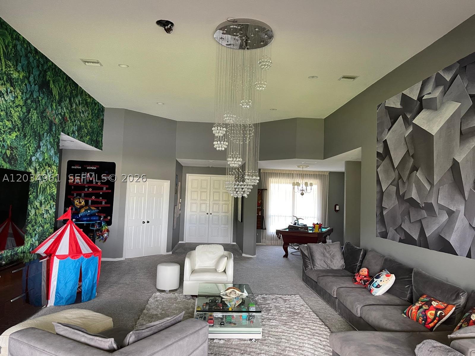 CARILLON CONDO - Residential Lease