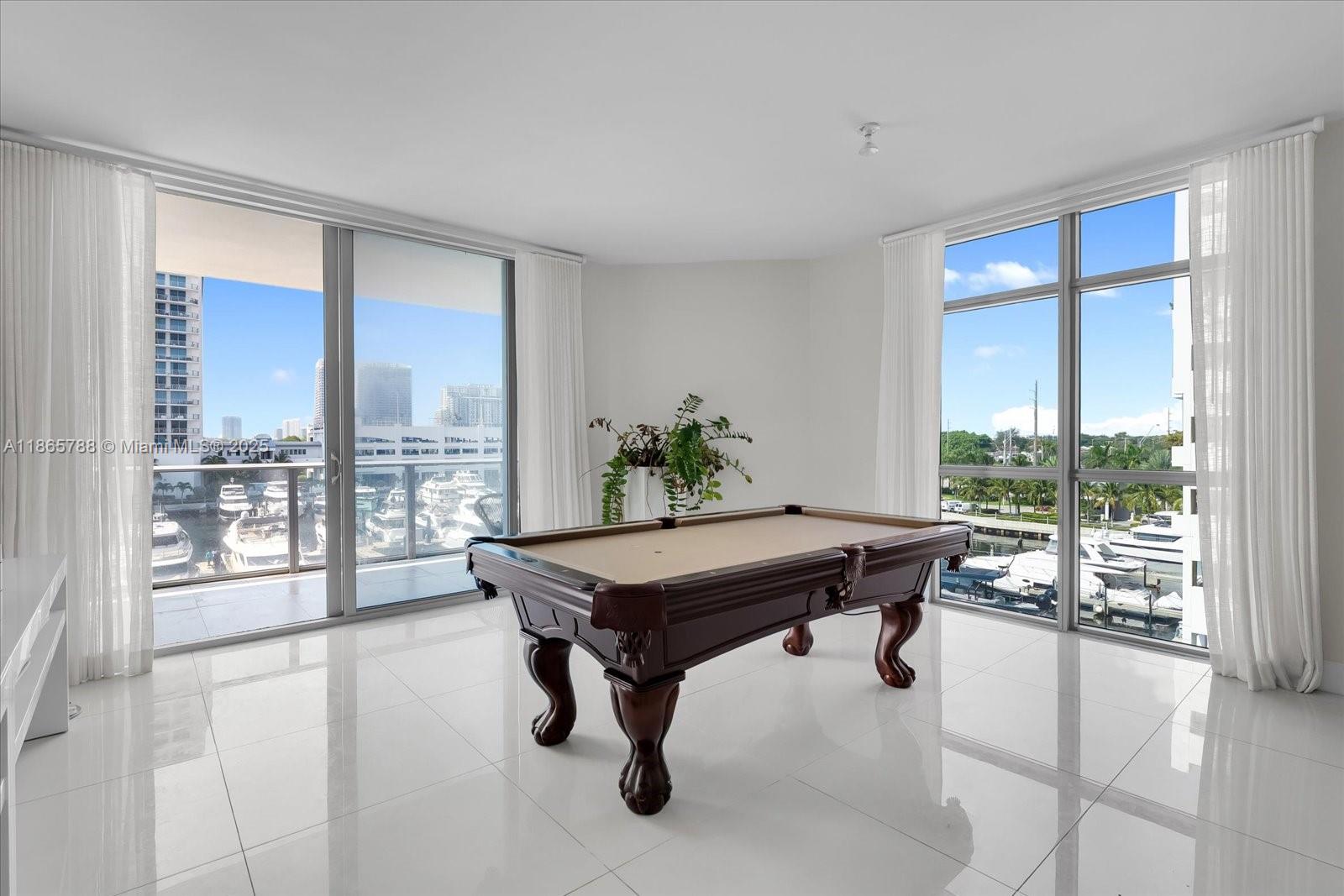 MARINA PALMS RESIDENCES N - Residential