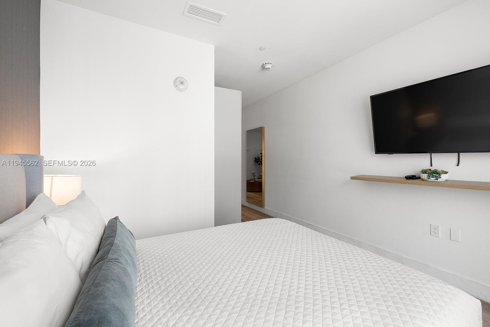 SMART BRICKELL - Residential