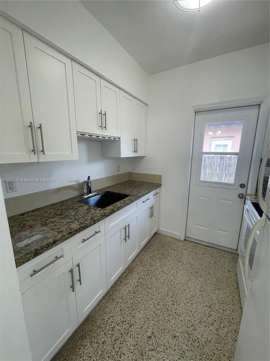 MOTTL PARK - Residential Income