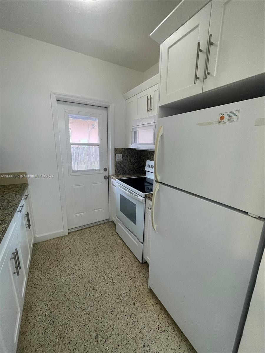 MOTTL PARK - Residential Income
