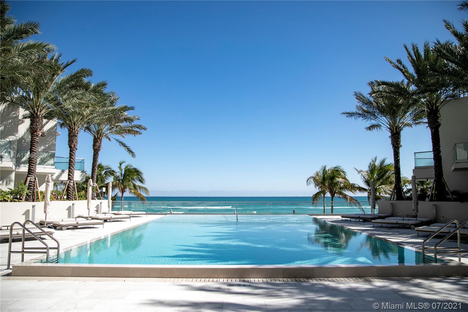 Turnberry Ocean Club - Residential