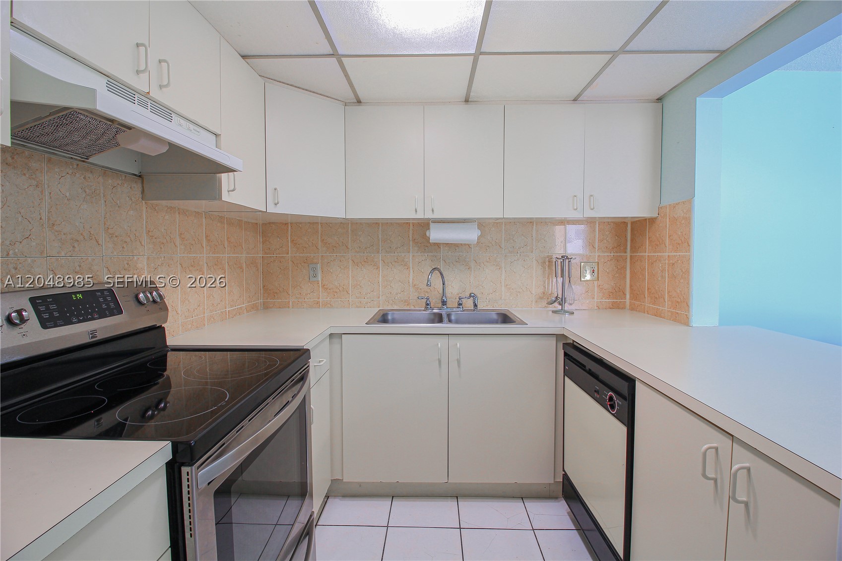 BELINDA GARDENS CONDO - Residential Lease