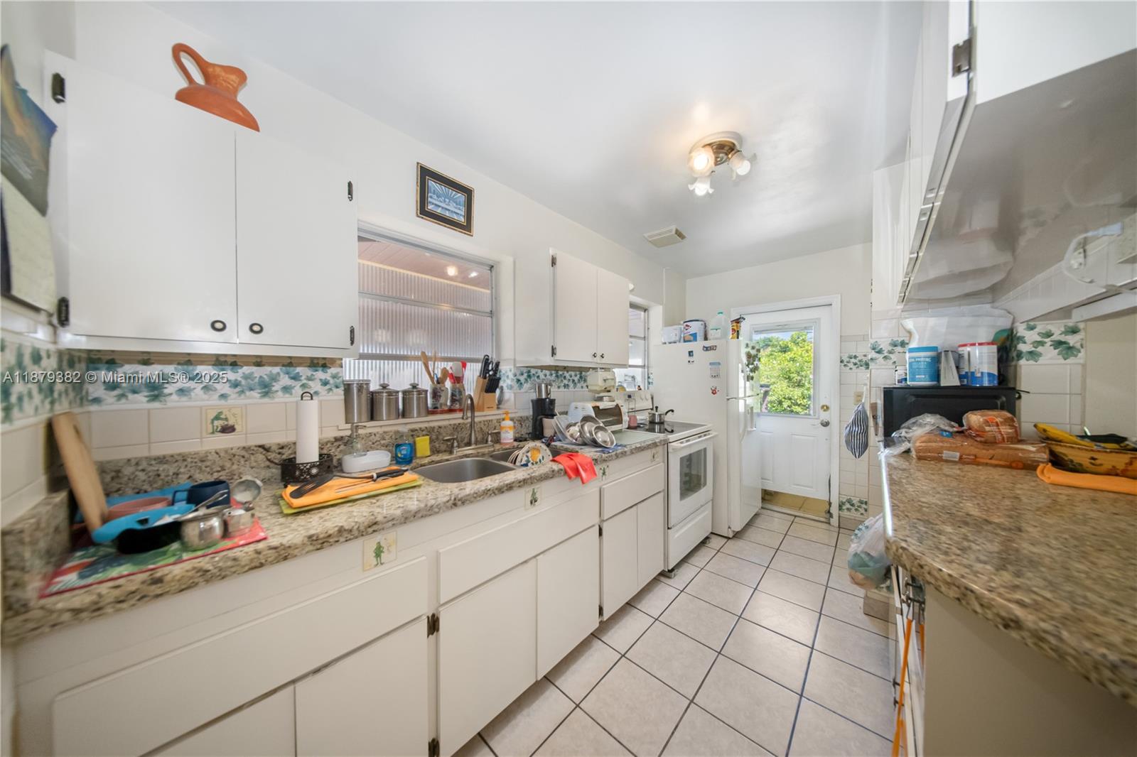 CORAL WAY VILLAGE SEC A P - Residential