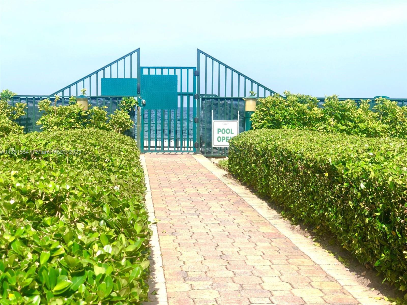 PORT DE MER CONDO - Residential
