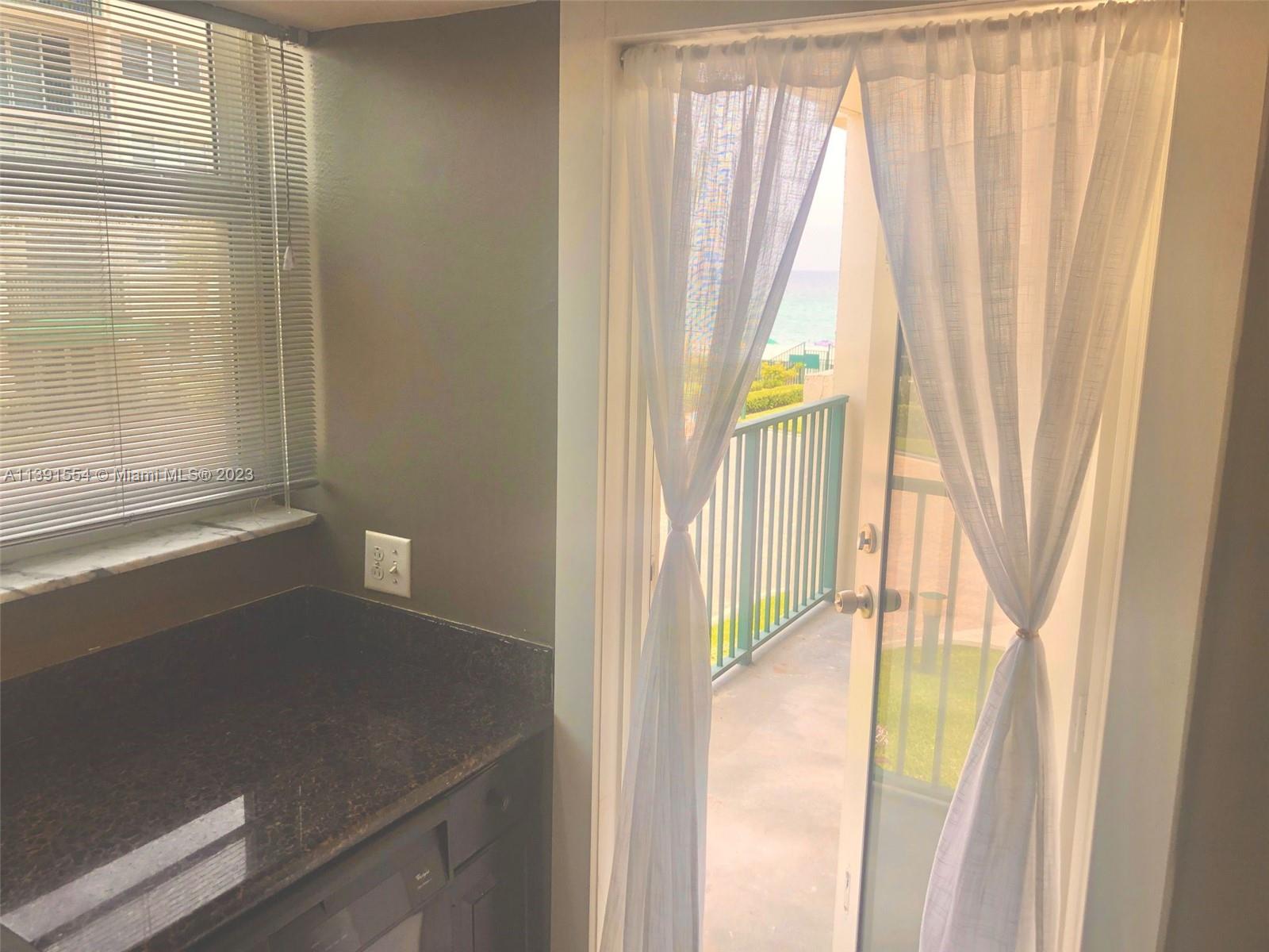 PORT DE MER CONDO - Residential