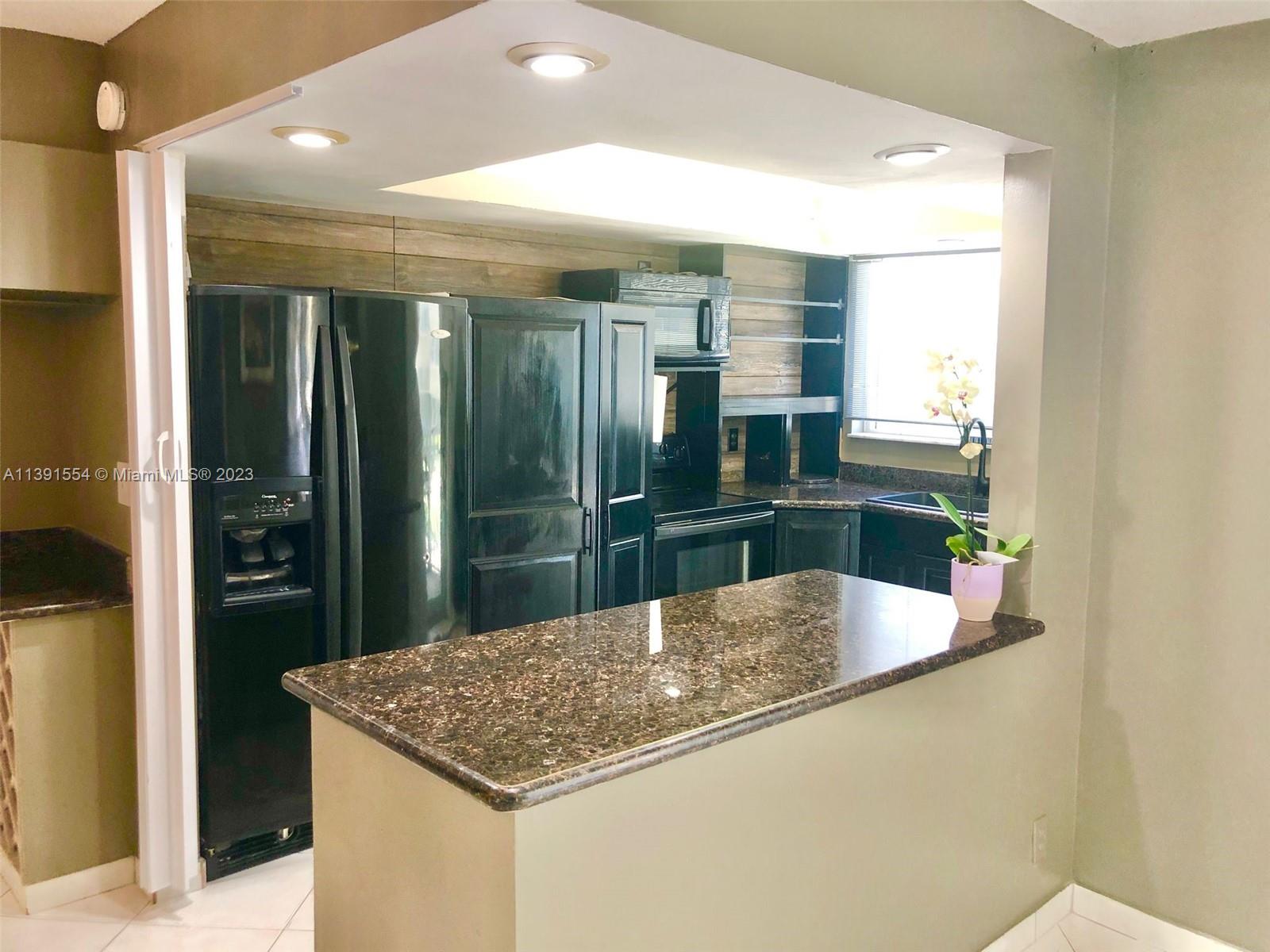 PORT DE MER CONDO - Residential