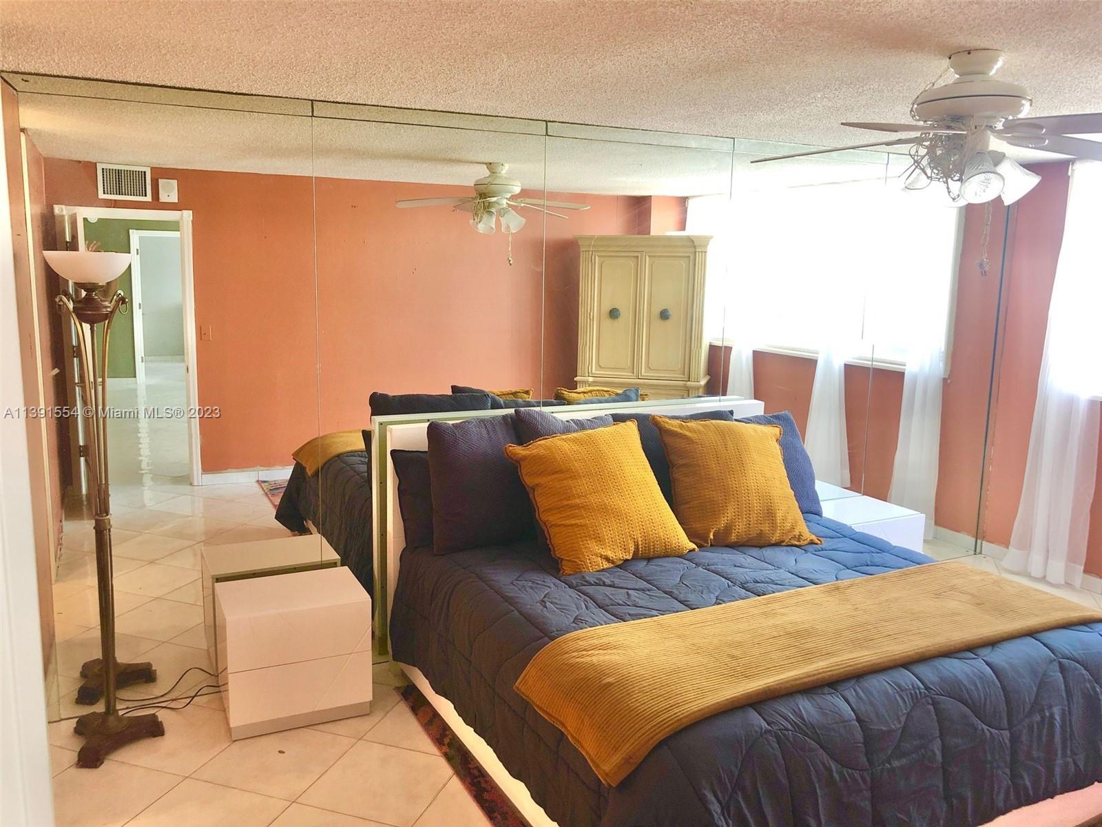 PORT DE MER CONDO - Residential