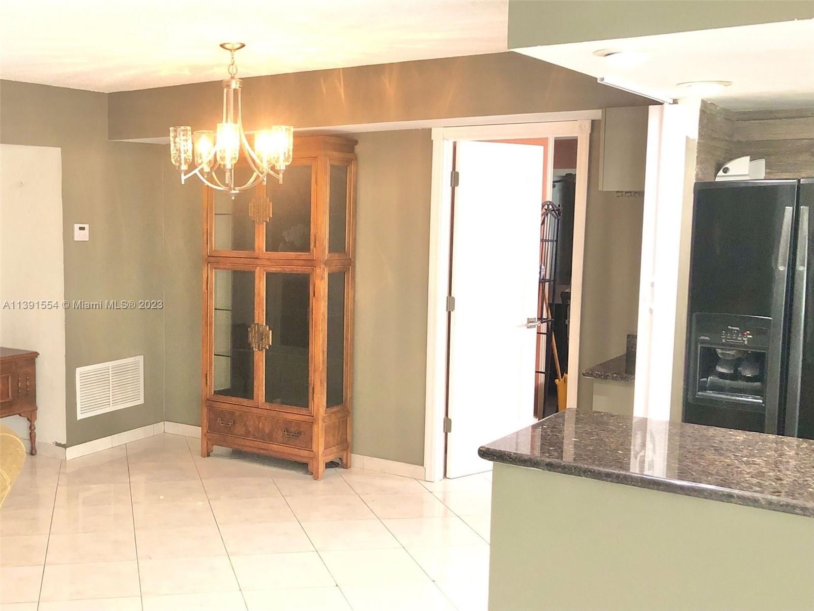 PORT DE MER CONDO - Residential
