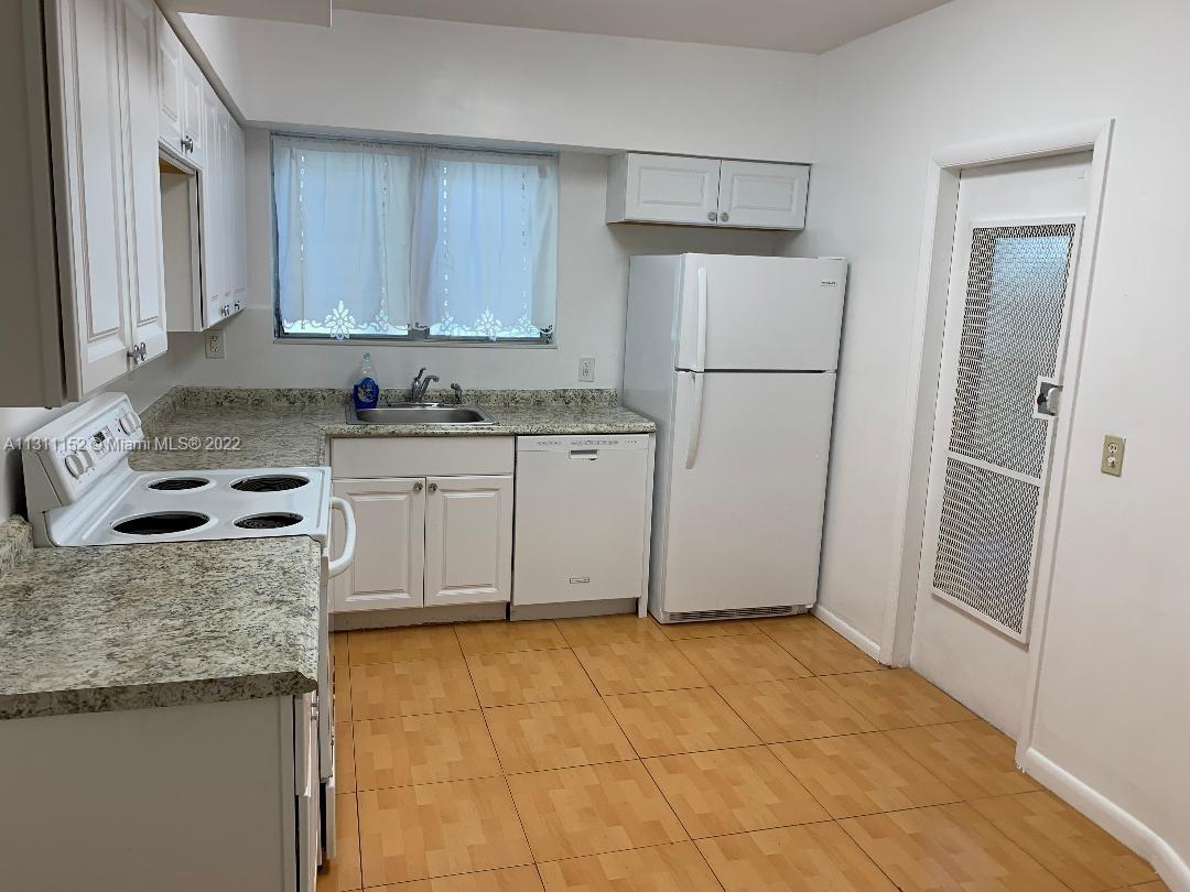 9400 CONDO APTS - Residential
