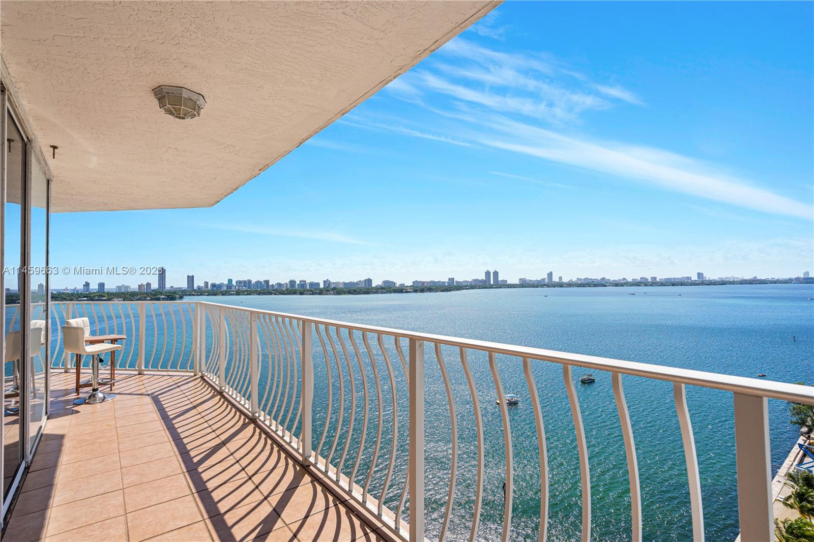 THE GRANDVIEW PALACE COND - Residential