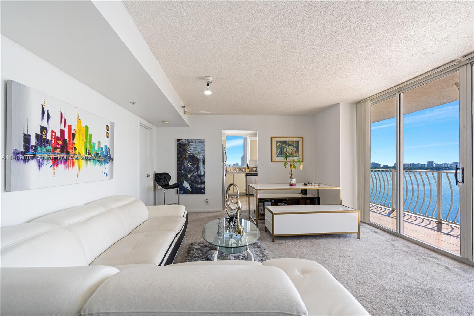 THE GRANDVIEW PALACE COND - Residential