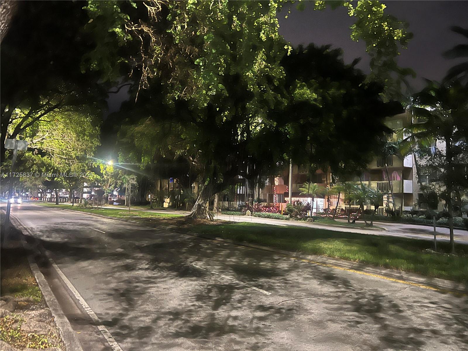 BAYVIEW PALMS CONDO - Residential