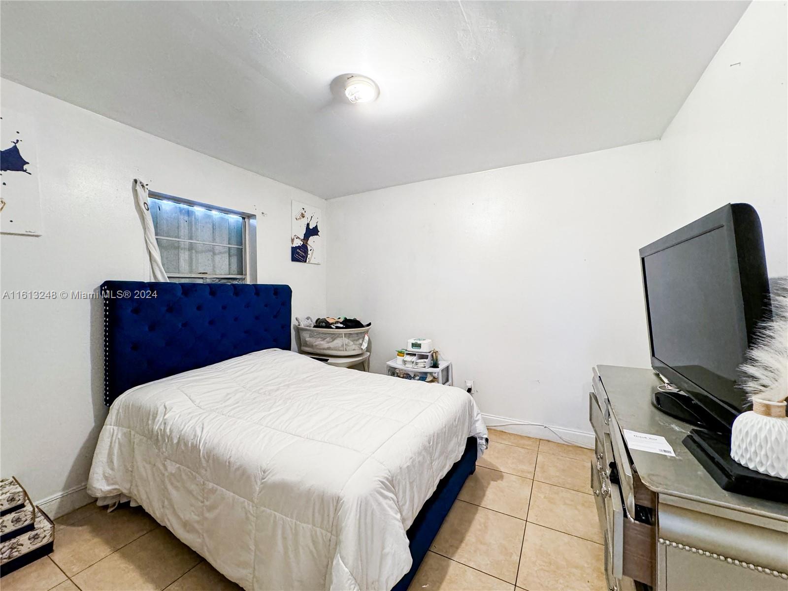 AVOCADO VILLAS - Residential